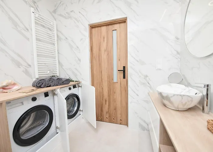 Appartement Grunwald - Parking & Terrace - By Rentujemy Poznań