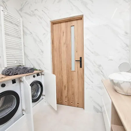 Apartament Grunwald - Parking & Terrace - By Rentujemy Poznań
