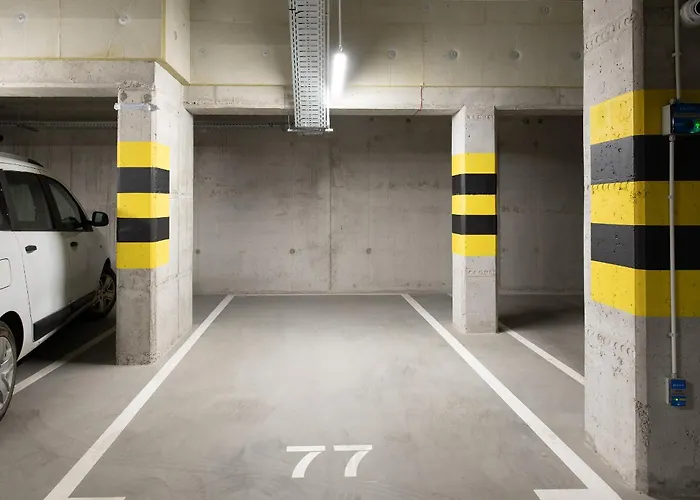 Grunwald - Parking & Terrace - By Rentujemy *